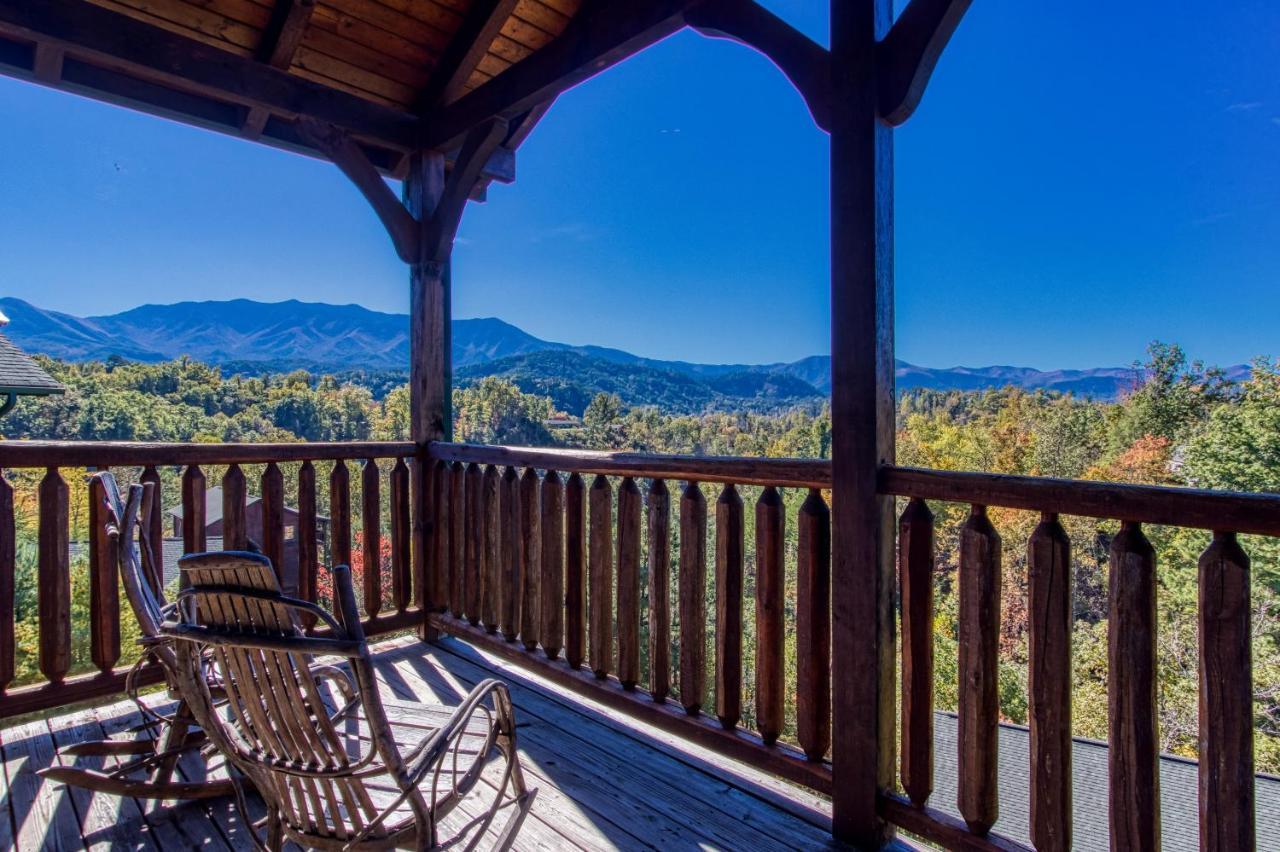 Lazy Bear Lodge, Hot Tub, Resort Pool, Wifi, 1089 Free Tickets Each Paid Day, Dollywood And More Gatlinburg Ngoại thất bức ảnh