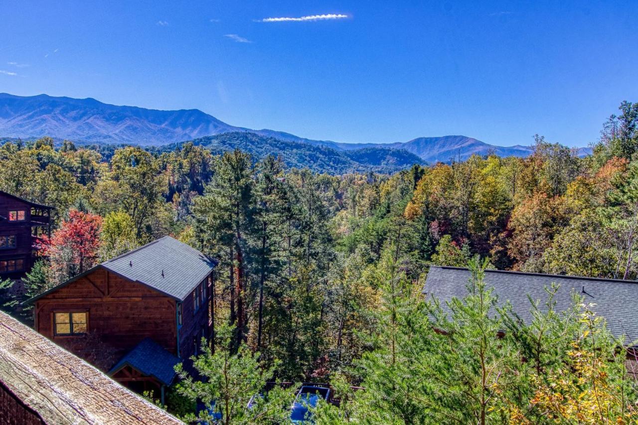 Lazy Bear Lodge, Hot Tub, Resort Pool, Wifi, 1089 Free Tickets Each Paid Day, Dollywood And More Gatlinburg Ngoại thất bức ảnh